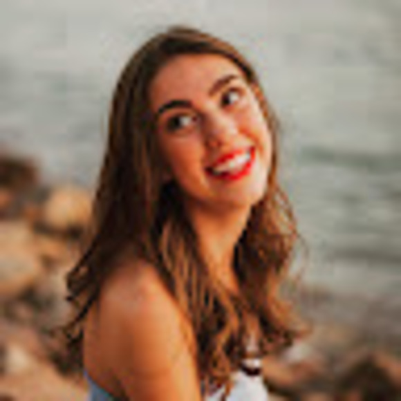 Meet your Posher, Torie - Picture 1 of 1